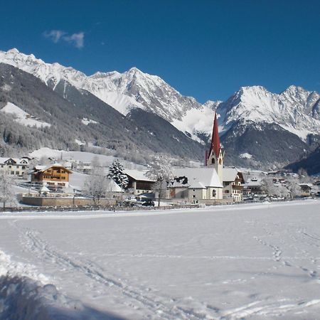 Hotel Messnerwirt アンテルセルヴァ・ディ・メッツォ エクステリア 写真